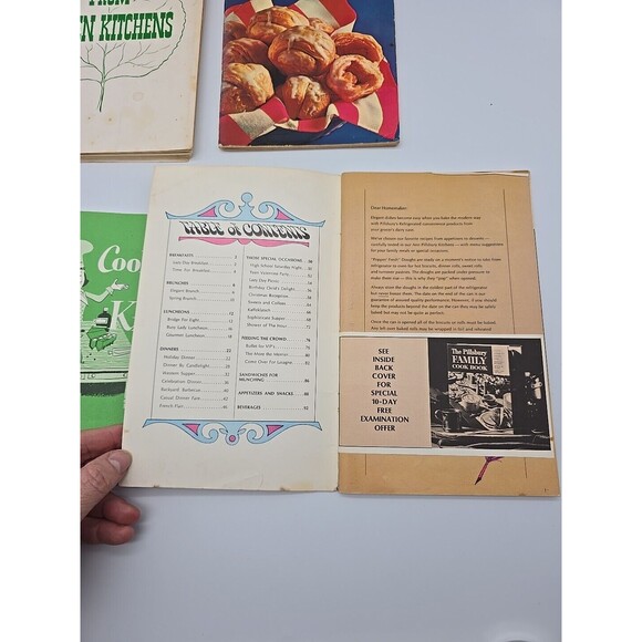 Vintage Cookbook Lot of 4 Books Pillsbury, Aspen, Kraut - Picture 4 of 7